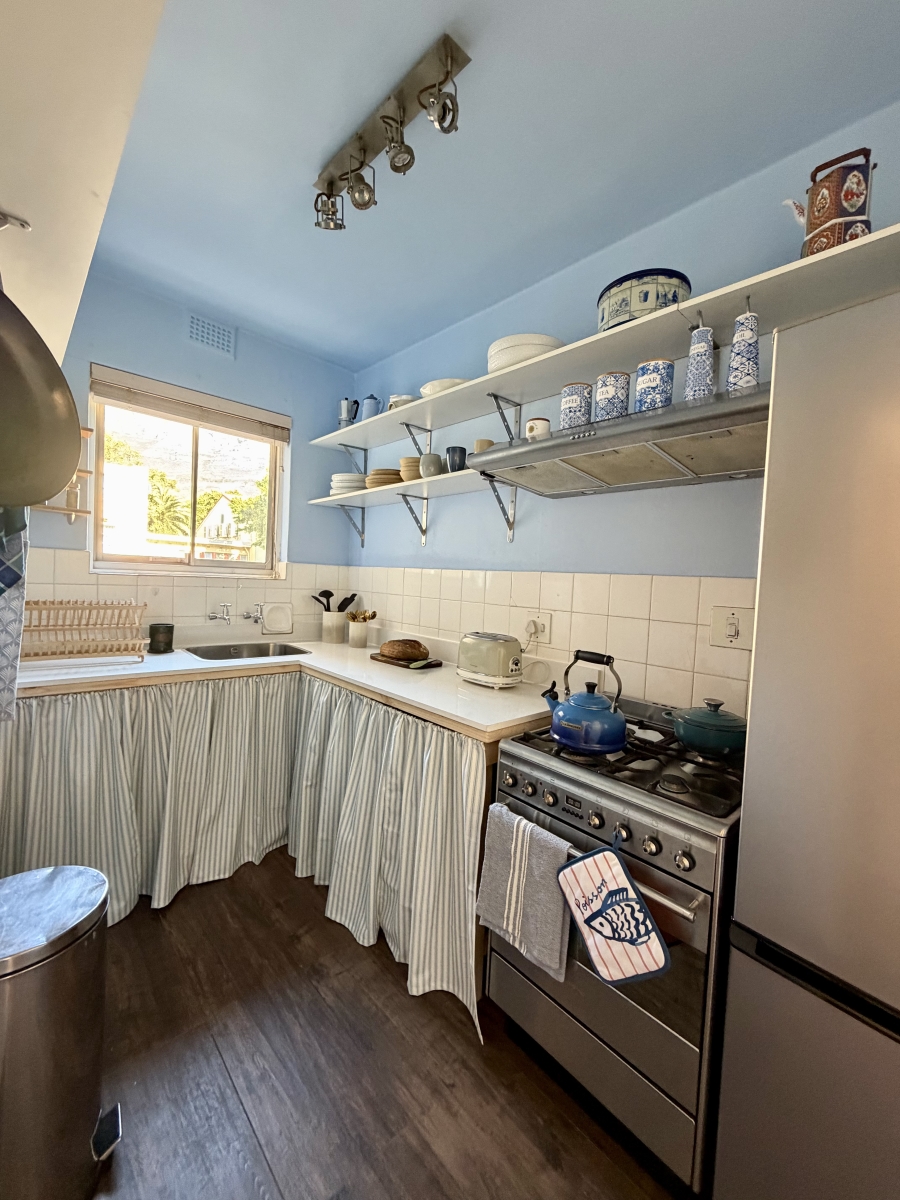 To Let 2 Bedroom Property for Rent in Oranjezicht Western Cape